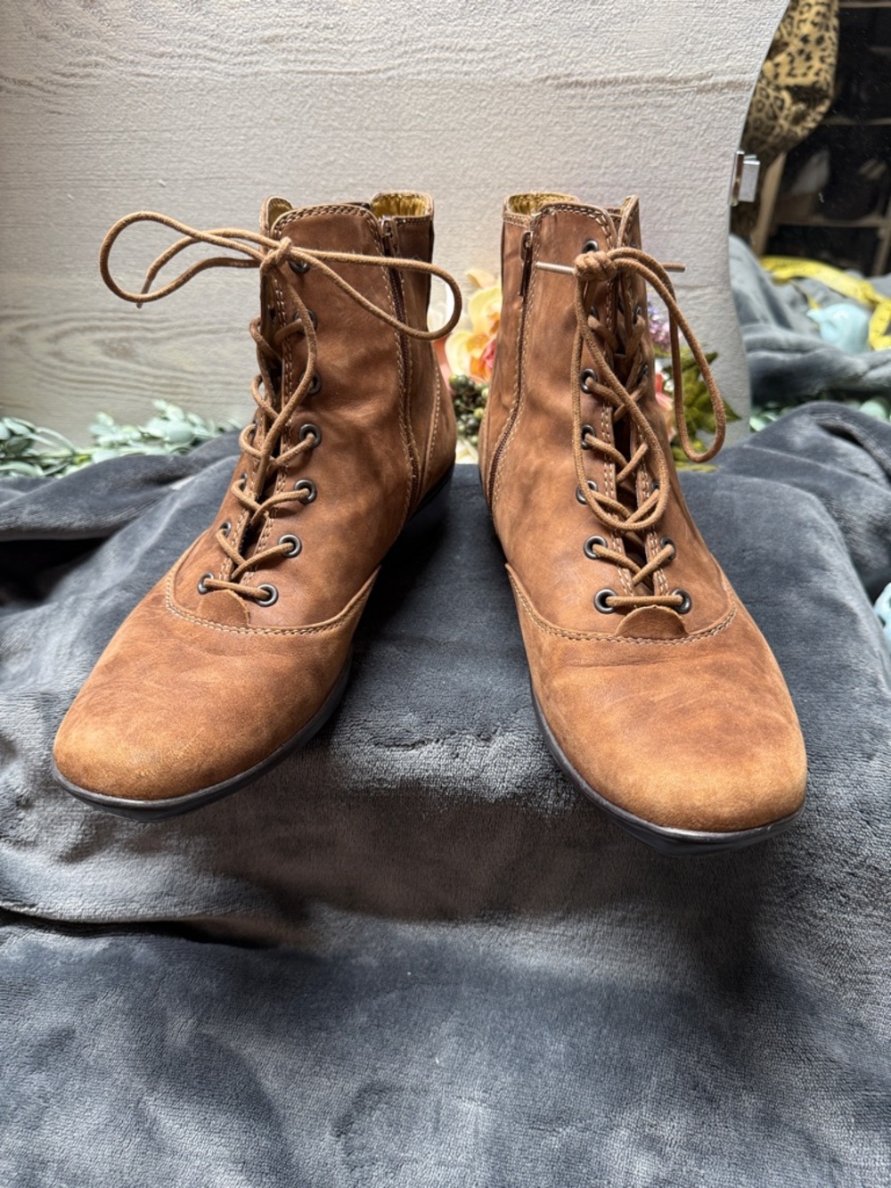 Softspots Cate brown leather ankle boot size 10N
